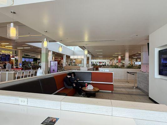 Food court