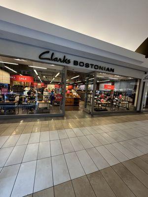 Clarks Outlet