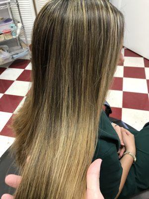 Le Salon of Lakeland