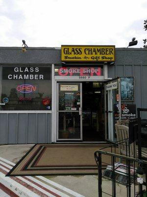 Glass Chamber Smoke Shop