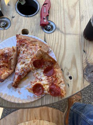 Got 2 delicious large Plain and pepperoni pizzas.