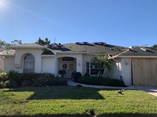 4 Seasons Roofing & Lawn Care