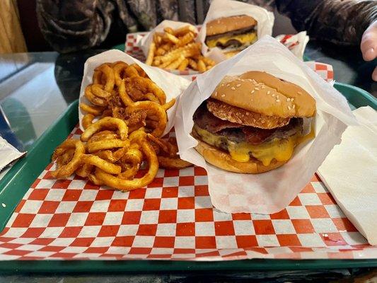 Chuck Wagon Drive-In