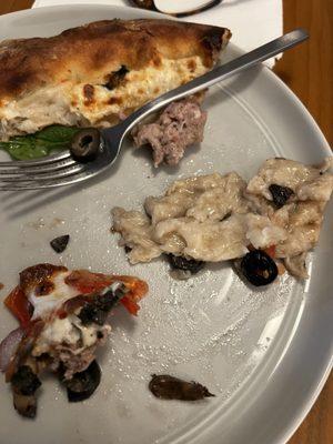 Raw pizza dough under the toppings; very disappointed; actually disgusting. It will go straight away to the trash. Never again.