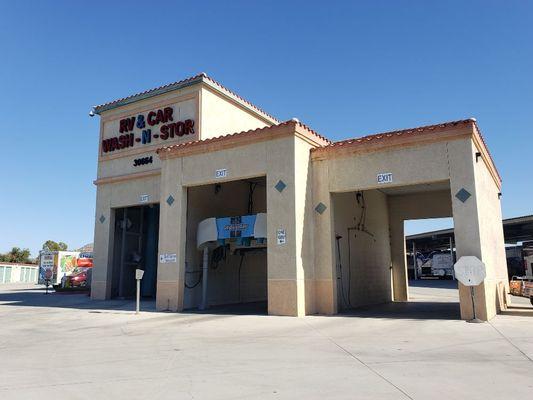 All of your RV and car wash needs in one place.