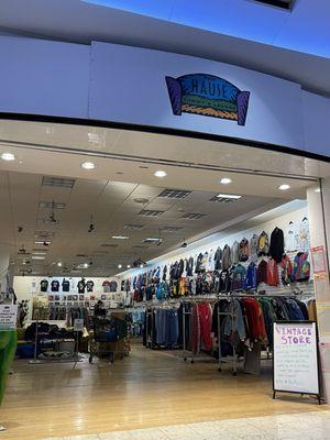The Hause Thrift & Lounge
