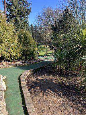 Mini golf course