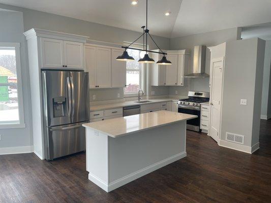 Our in stock cabinets, and Hanstone countertops!