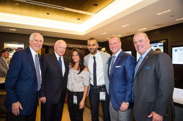 The jones family & my pops showing the spurs great tp9 Tony Parker & his lovely wife around cowboys stadium