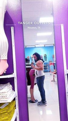 Put the car in park. Leggings Park.