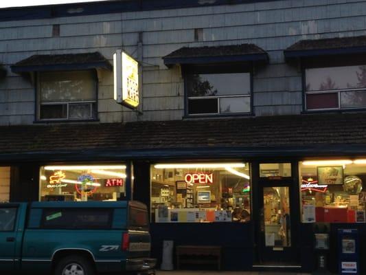 Nehalem Food Mart