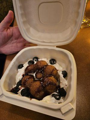 Bundt cake to go, very tiny.