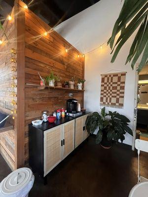 Minnie's Auto Repair