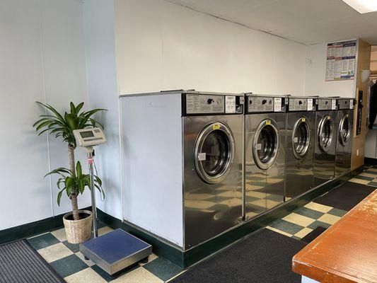 Beacon Street Laundromat