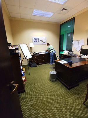 Shade's Professional Janitorial Service