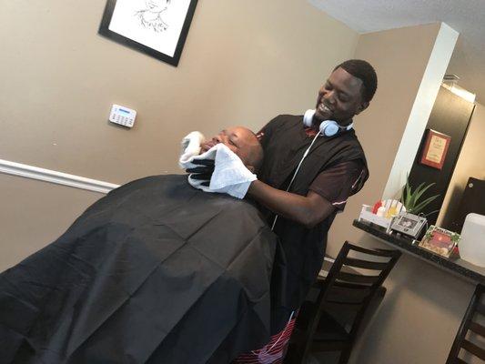 Valentino Wakanda4Eva Services