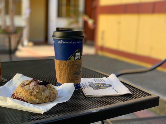 Dr. Insomniac's Fine Coffee, Tea, Smoothies Cafe