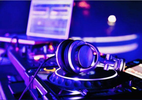 Couture Music & Entertainment Services