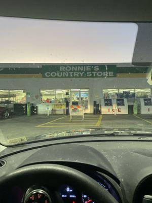 Ronnie's Country Store