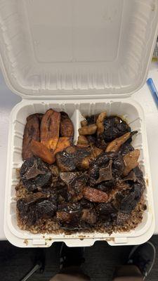 Oxtail with rice & peas