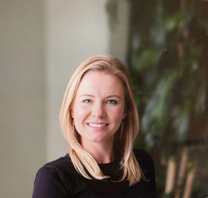 Kelly Bennett - Coldwell Banker Realty