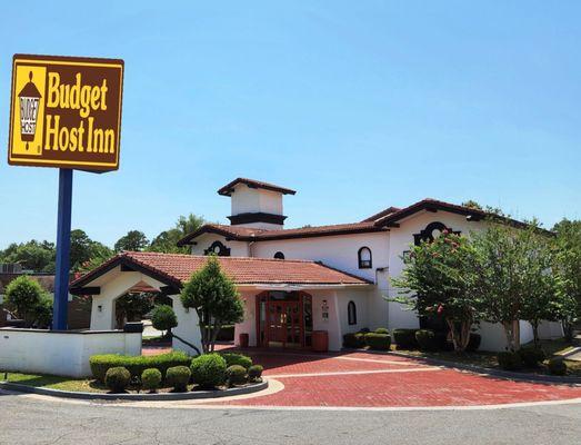Exterior Entrance with Sign