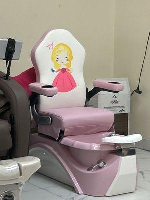 Princess chair for kids service