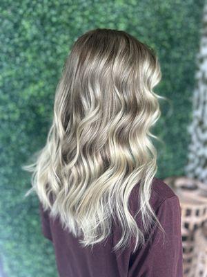 Capelli Salon