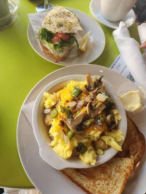 Brewskis Coffee & Bar