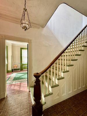 Agent Ana Real Estate - Hudson River Line Realty