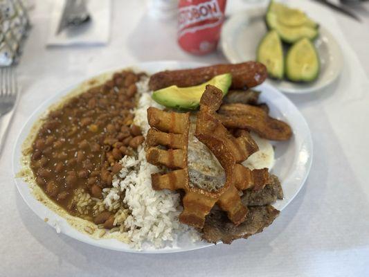Bandeja Tipica