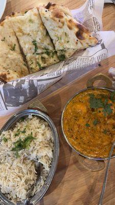 Garlic cheesy Naan bread and shrimp curry!