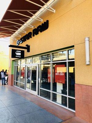 Located near Saks Fifth Avenue store.