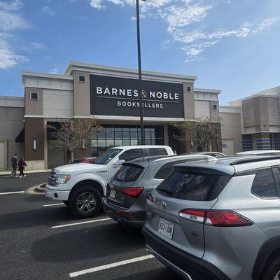 Barnes & Noble