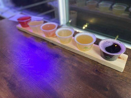 You can get 4 or 6 so I opted for the 6. Pretty good size for a tasting !