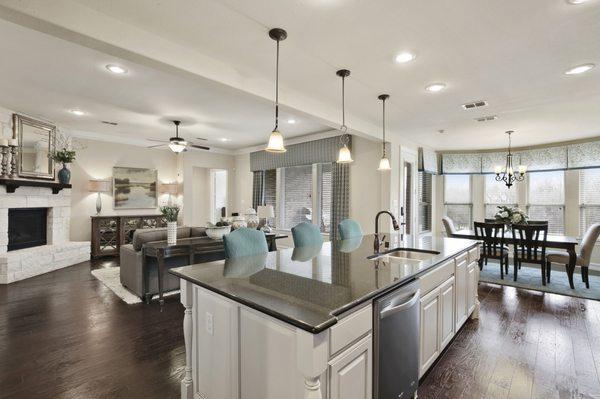 Vivian Real Estate Group - Compass