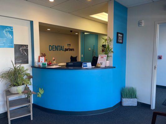 Mount Vernon Dental Solutions / Dr. Mikhail Gomer D.M.D.