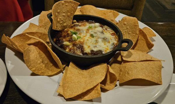Chilli with tortilla chips