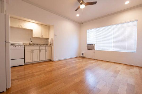 Beverly Alder Apartments