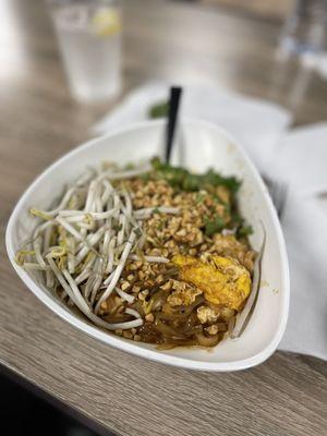 Duke's Pad Thai with chicken