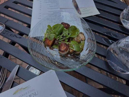 Scallops and porkbelly... A MUST