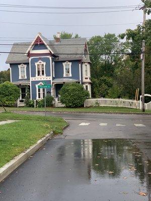 Back Inn Time Bed & Breakfast