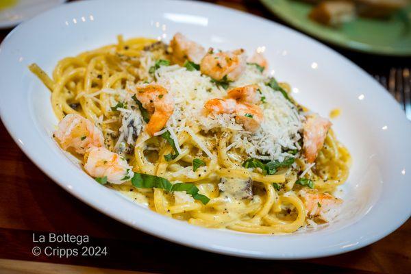 CARBONARA Bucatini add Shrimp
