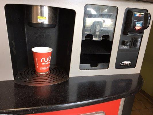 Still no lids or sleeves