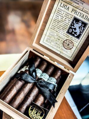 Lit Cigar Lounge