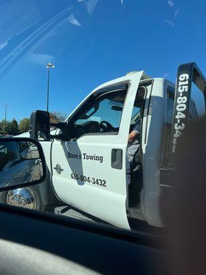 Dave's Towing Truck