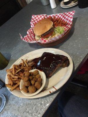 Great ribs and burger, cooked medium rare. Juicy. Great fries and okra!