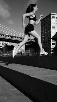 Flying when when your running in mid air