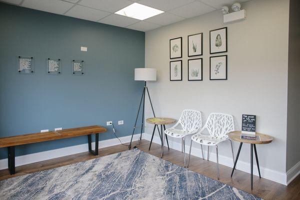 Waiting Room at our Oak Park / River Forest Location