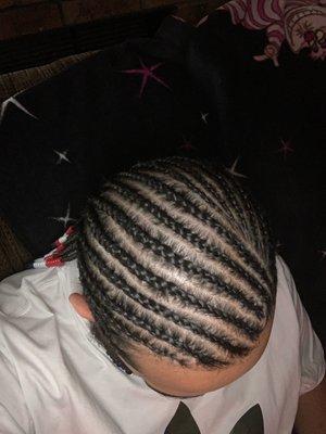 Deyamon Braids & Natural Trends